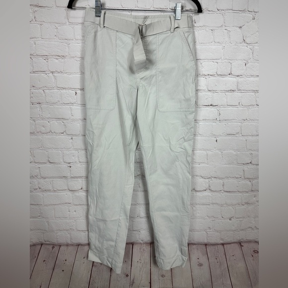 Athleta Trekkie Belted Pants Utility Cargo Hiking Outdoors‎ Stretch Nylon, sz 4 - Picture 1 of 7